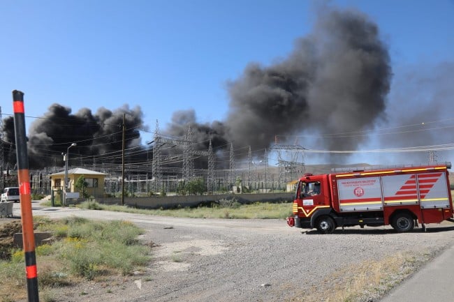 Van'da trafo merkezinde yangın çıktı