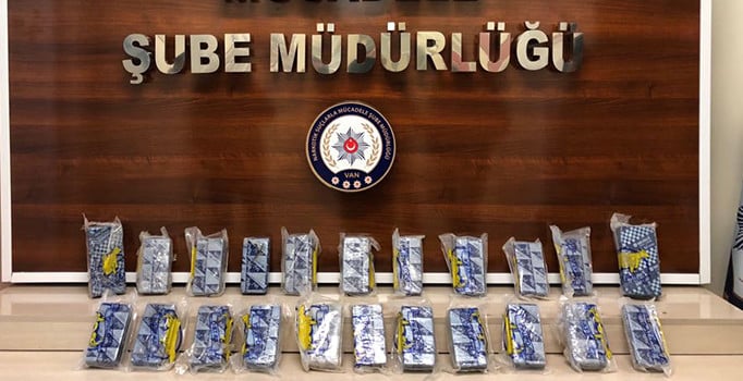 Van'da uyuşturucu operasyonu: 12 kilo eroin...