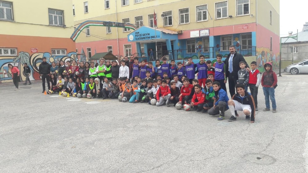 Van’da yeni bir spor dalı Rugby 