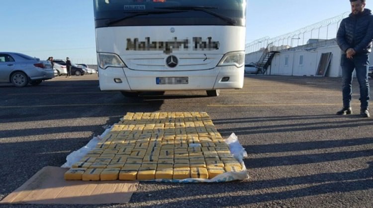 Van’da yolcu otobüsüyle uyuşturucu sevkiyatı