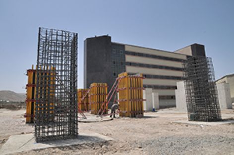 Van’da Türkiye’nin depreme en dayanıklı hastanelerinden biri yapılıyor