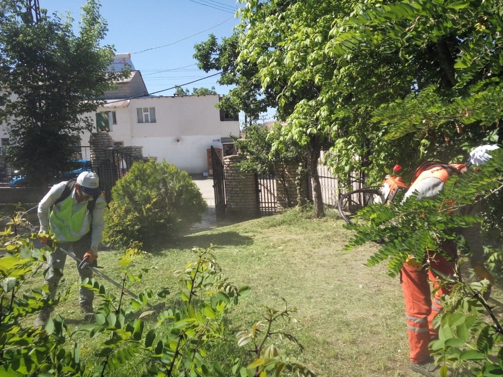 Van’daki mezarlıklarda bakım, onarım ve temizlik çalışması 