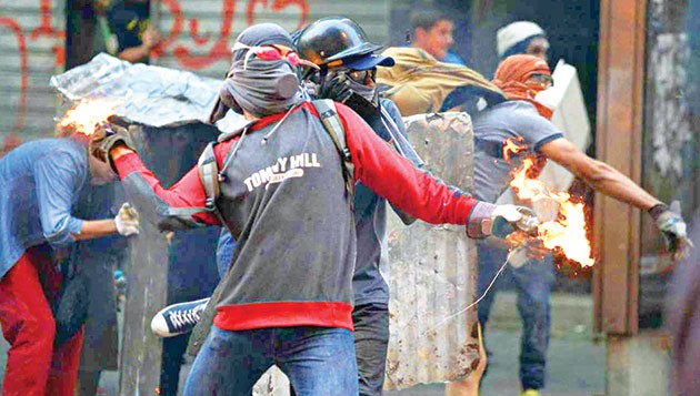 Vandallar ürktü Mazlumlar sevindi