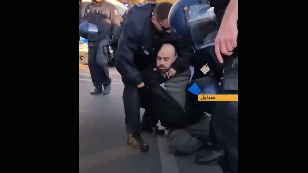 Vandalların ittifakı! Oğulu İsrail katletti, babayı Almanya tartakladı