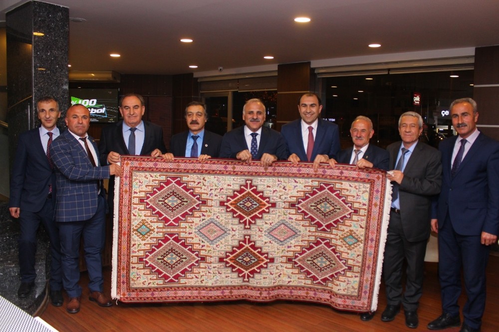 Vanlı dostlarından Zorluoğlu’na destek ziyareti