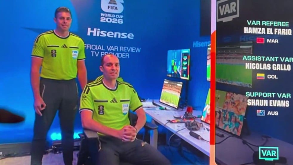 VAR odasında işaret yapmıştı! FIFA o hakeme sahip çıktı