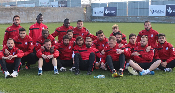 Vartaş Elazığsporlu futbolcular eylem yaptı