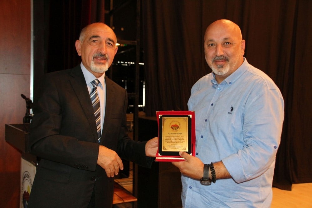 Varto’da “1966 Varto Depremi Anma Paneli” düzenlendi 