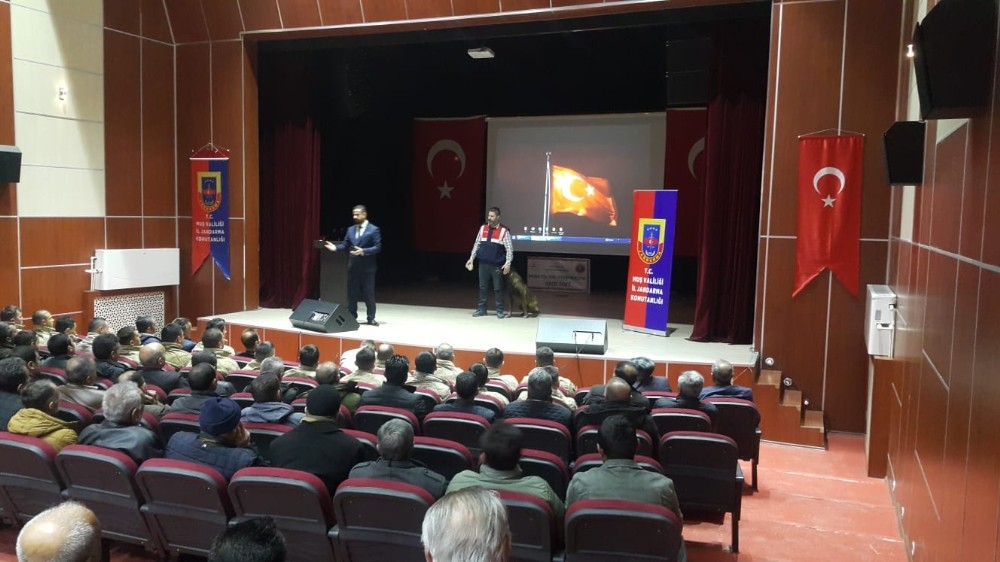 Varto’da “Başka Yol Yok, Uyuşturucuya Geçit Yok” uygulaması 