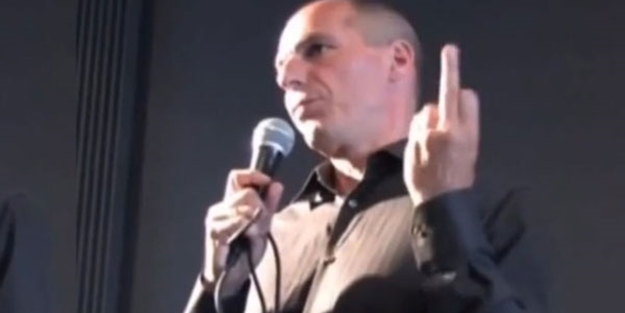 Yunan Bakan'ın orta parmağının sırrı çözüldü