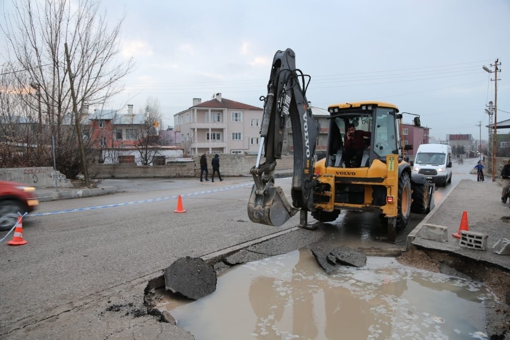 VASKİ’den acil su arıza uyarısı 