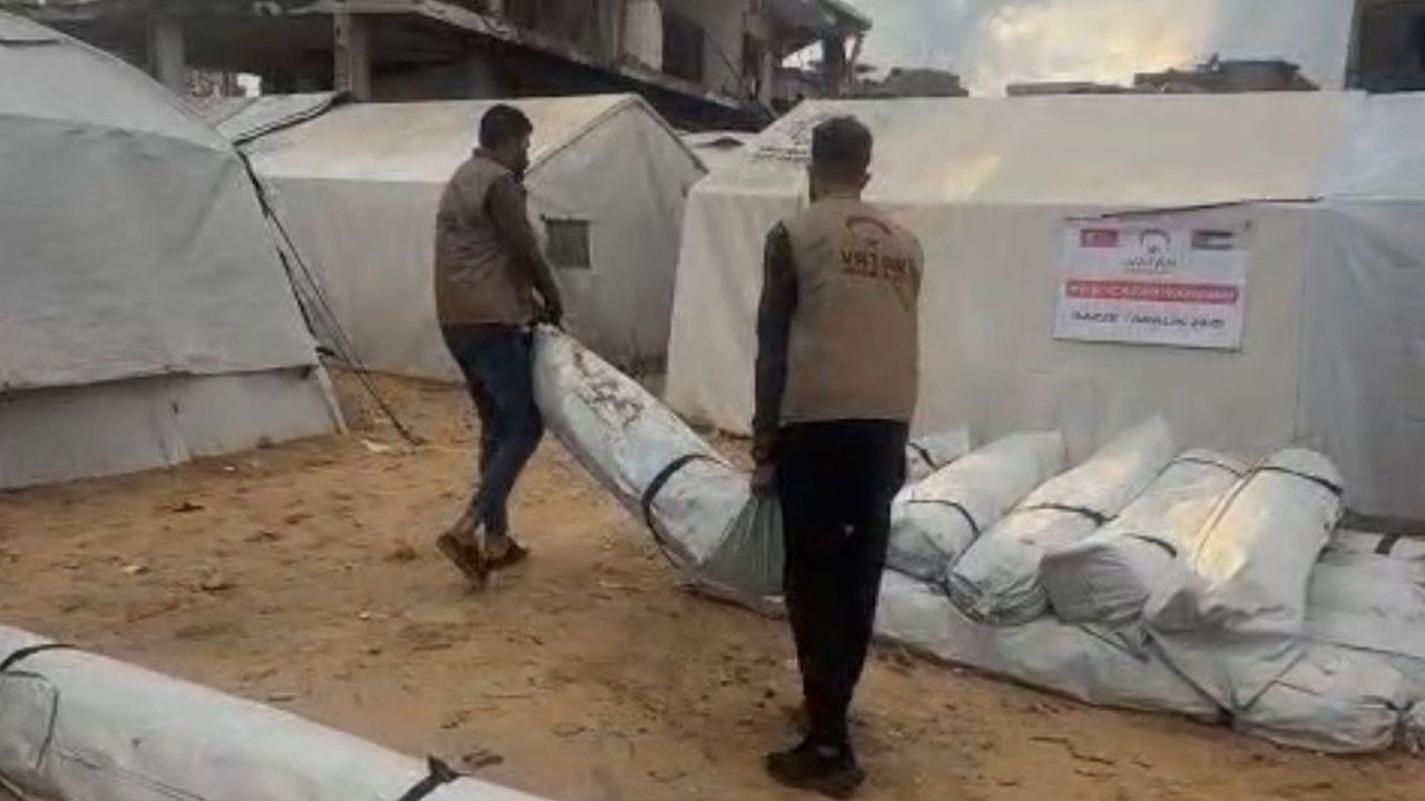 Vatan Sevdalıları Vakfı’ndan Gazze’ye 100 çadır
