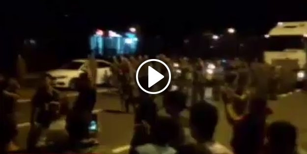 Vatandaş askeri böyle ikna etti!