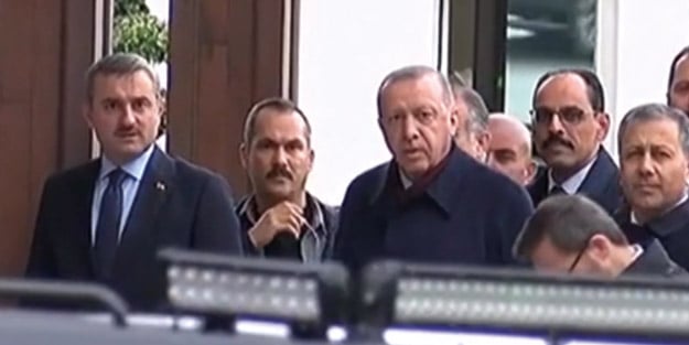 Vatandaş, camiye giriş sırasında Erdoğan’a böyle seslendi