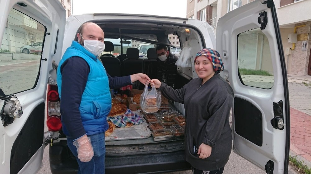 Vatandaş kapıya kadar hizmetten çok memnun 
