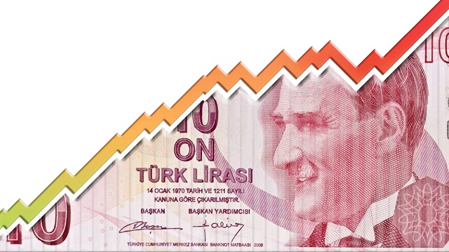 Vatandaş parasını TL’ye yatırdı