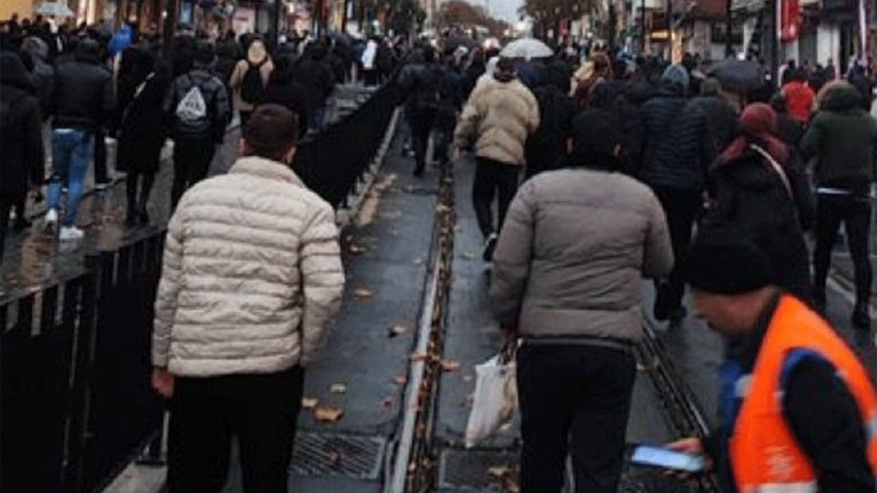 Vatandaş raylarda çilekeş, İmamoğlu vatandaşa serkeş