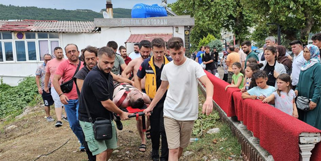 Vatandaşı boğulmaktan garson kurtardı