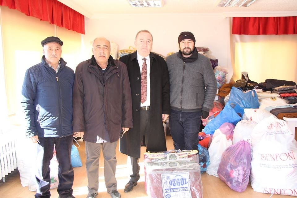 Vatandaşlar Elazığ için seferber oldu 