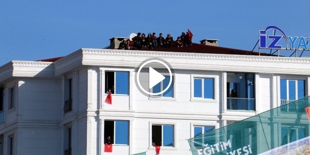 Vatandaşlar Erdoğan'ı görebilmek için...