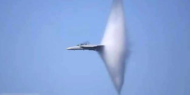 Vatandaşlar sokağa çıktı! Kastamonu'da sonik patlama