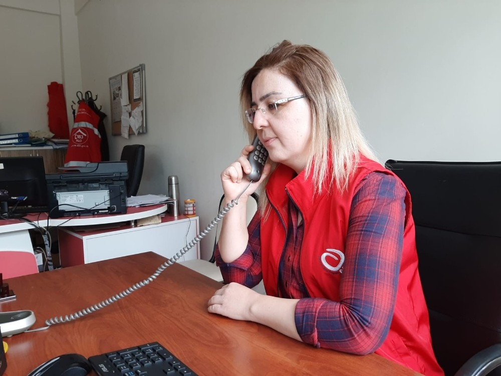 Vatandaşlara psiko sosyal destek devam ediyor 