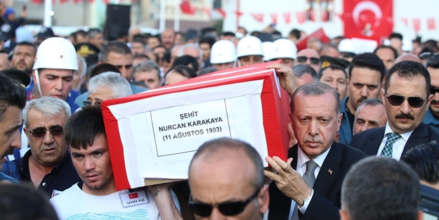Vatandaşlardan büyük tepki: Meclis'te PKK istemiyoruz!
