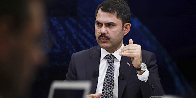 Vatandaşları ayağa kaldıran görüntü! Bakan Kurum'dan CHP'li belediyenin ağaç katliamına sert tepki