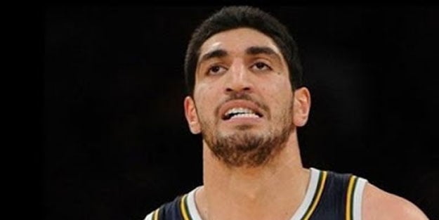 'Vatansız' FETÖ’cü Enes Kanter