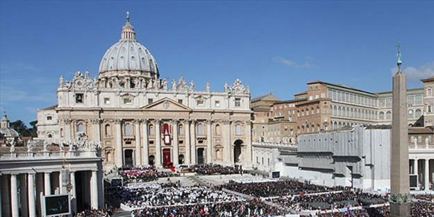 Vatikan Bankası skandalında karar verildi