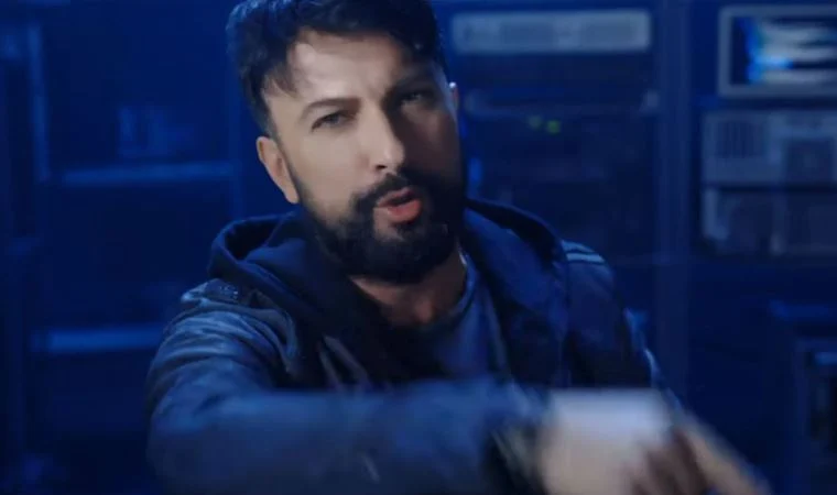 Vay çakal Tarkan vay! Hiç utanmadan bunu yapmış