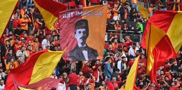 Ve Aslan sahaya çıkıyor! İlk 11'de sürpriz isim: