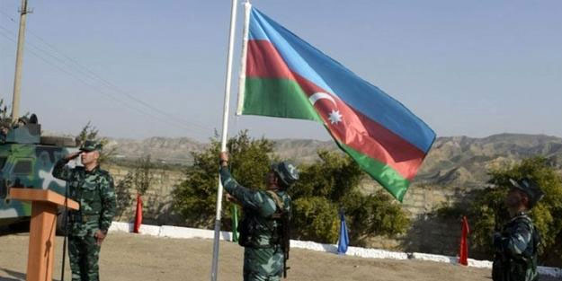 Ve Azerbaycan ordusu 27 yıldır işgal altındaki bölgeye girdi!