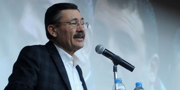 Melih Gökçek Külliye'ye gitti