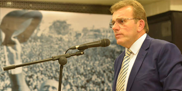 Vecdet Öz 100 bin imza için YSK'ya başvurdu