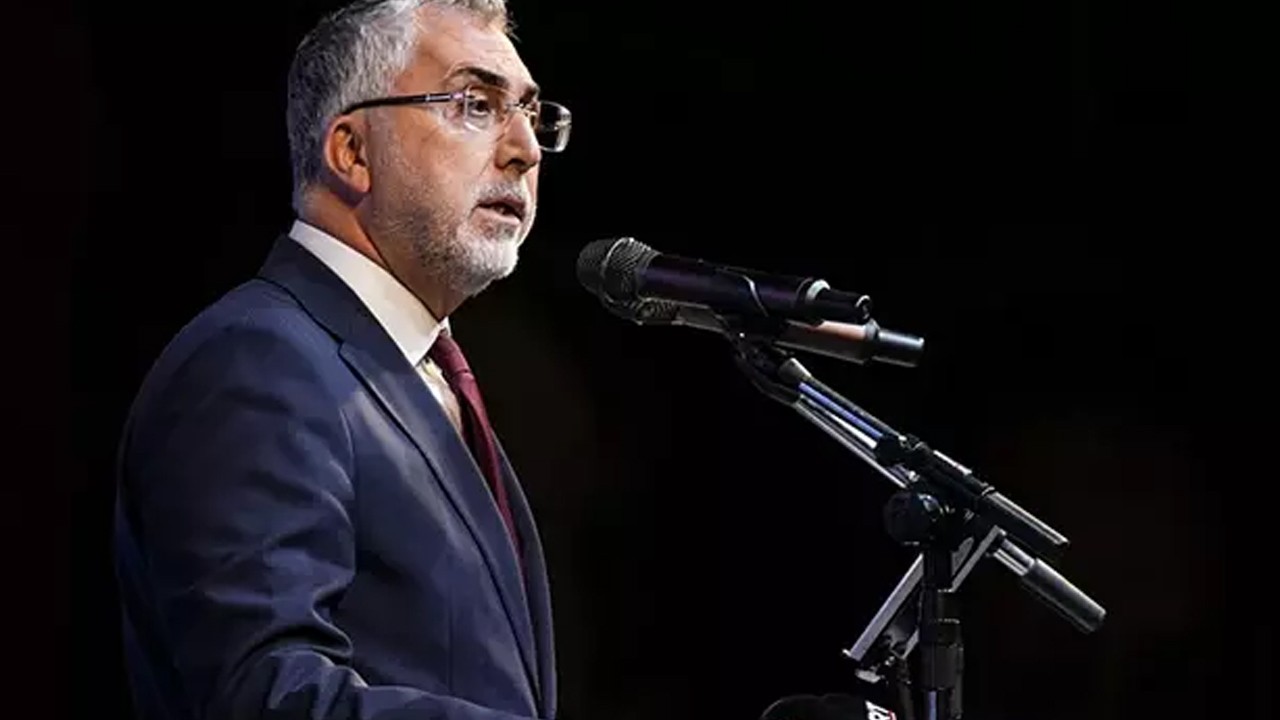 Vedat Işıkhan: CHP’li belediyelerin prim borçlarına gönderme yaptı! SGK göndermesi