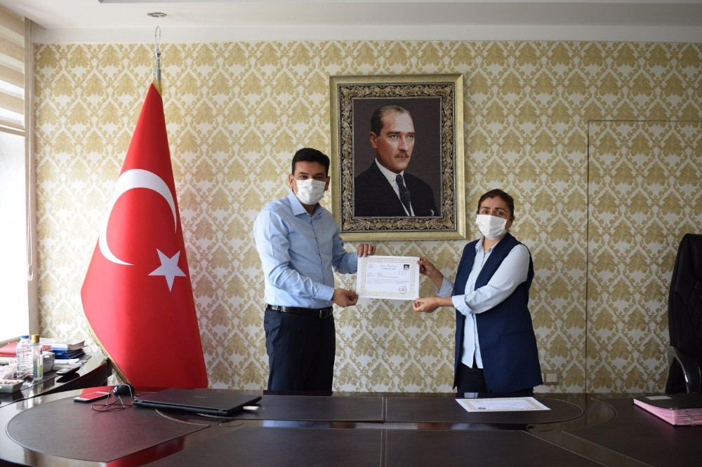 Vefa Sosyal Destek Gurubu mensuplarına teşekkür belgesi 