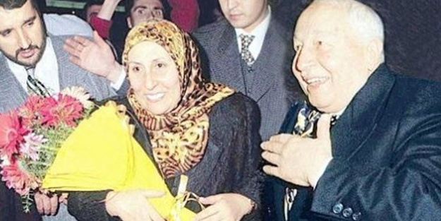 Vefatının 10. yılında Hatice Nermin Erbakan annemizi rahmetle anıyoruz