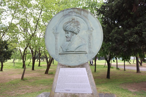 Vefatının üzerinden tam 542 yıl geçti