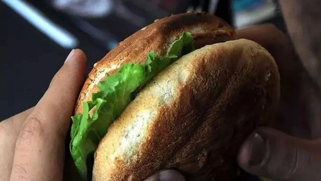 Vejetaryen burgerin yasaklanmasını talep ettiler