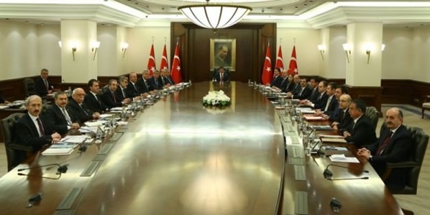 Vekil sayısını düşürmeyen tek bakan!