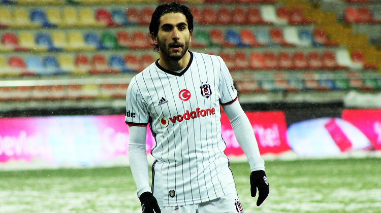 Veli ve Aras yolcu! İmzalar an meselesi