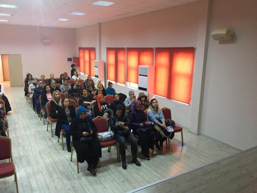 Velilere ‘meme kanseri’ anlatıldı 