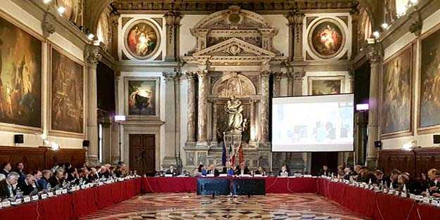 Venedik Komisyonu, çoklu baro sistemini eleştirdi