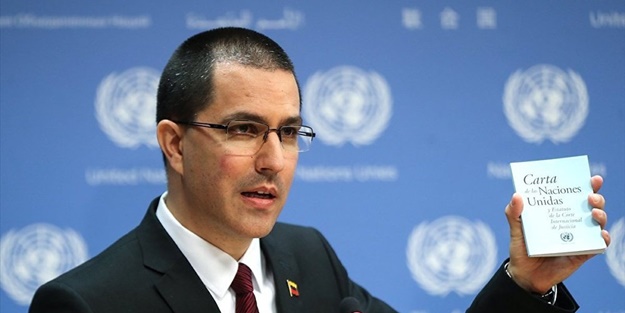 Venezuela Dışişleri Bakanı: İçinde ne olduğunu bilmediğimiz yardım kutularını ülkeye almamız için bizi zorluyorlar