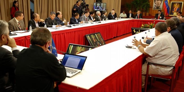 Hükümet ile muhalefetten kritik buluşma