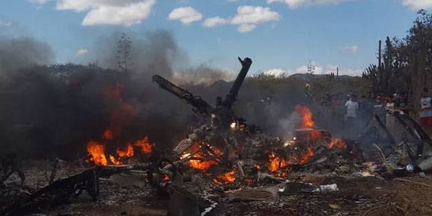 Venezuela’da askeri helikopter düştü