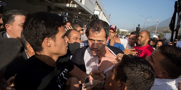 Venezuela'da darbeci Guaido'ya linç girişimi!