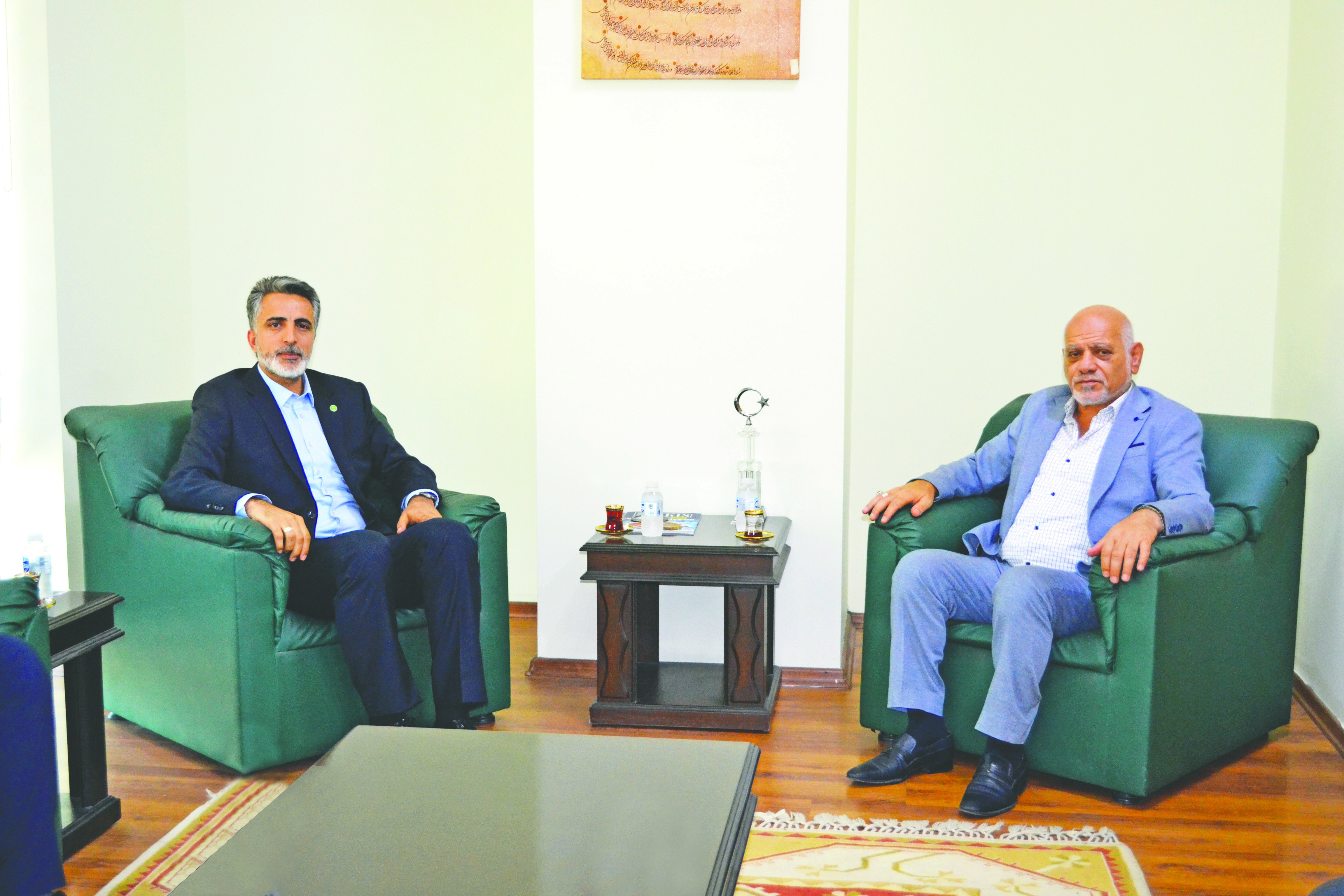 Verdiği kanun teklifleriyle ses getiren HÜR DAVA Partisi Akit Medya’da! Siyonistlere ve sapkınlara ‘dur’ denilsin