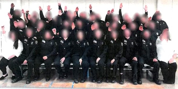 Verdikleri selam pahalıya patladı! Hepsi görevden alındı